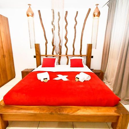 Design Yourhosthelper Cannes Bagian luar foto