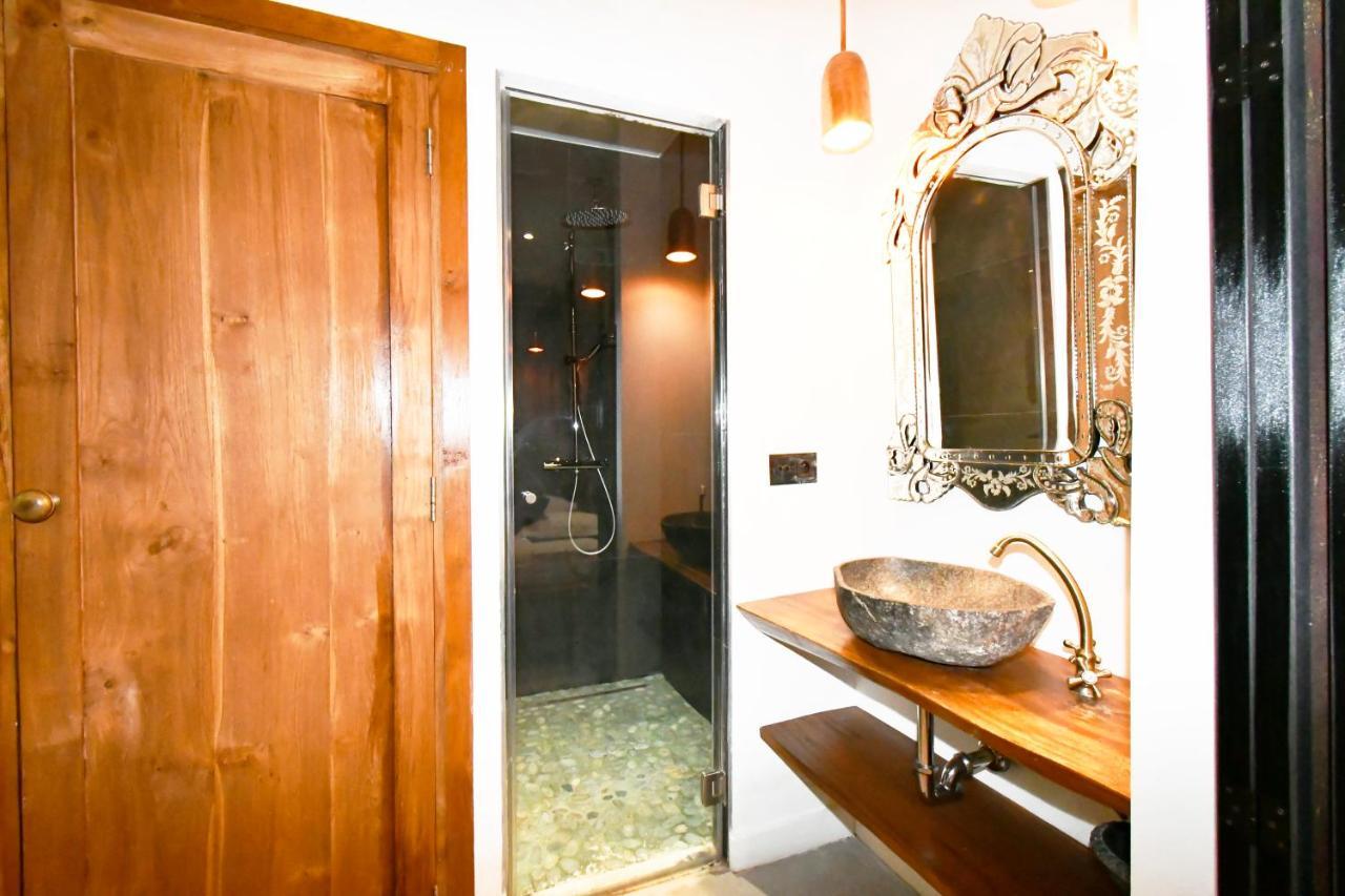 Design Yourhosthelper Cannes Bagian luar foto
