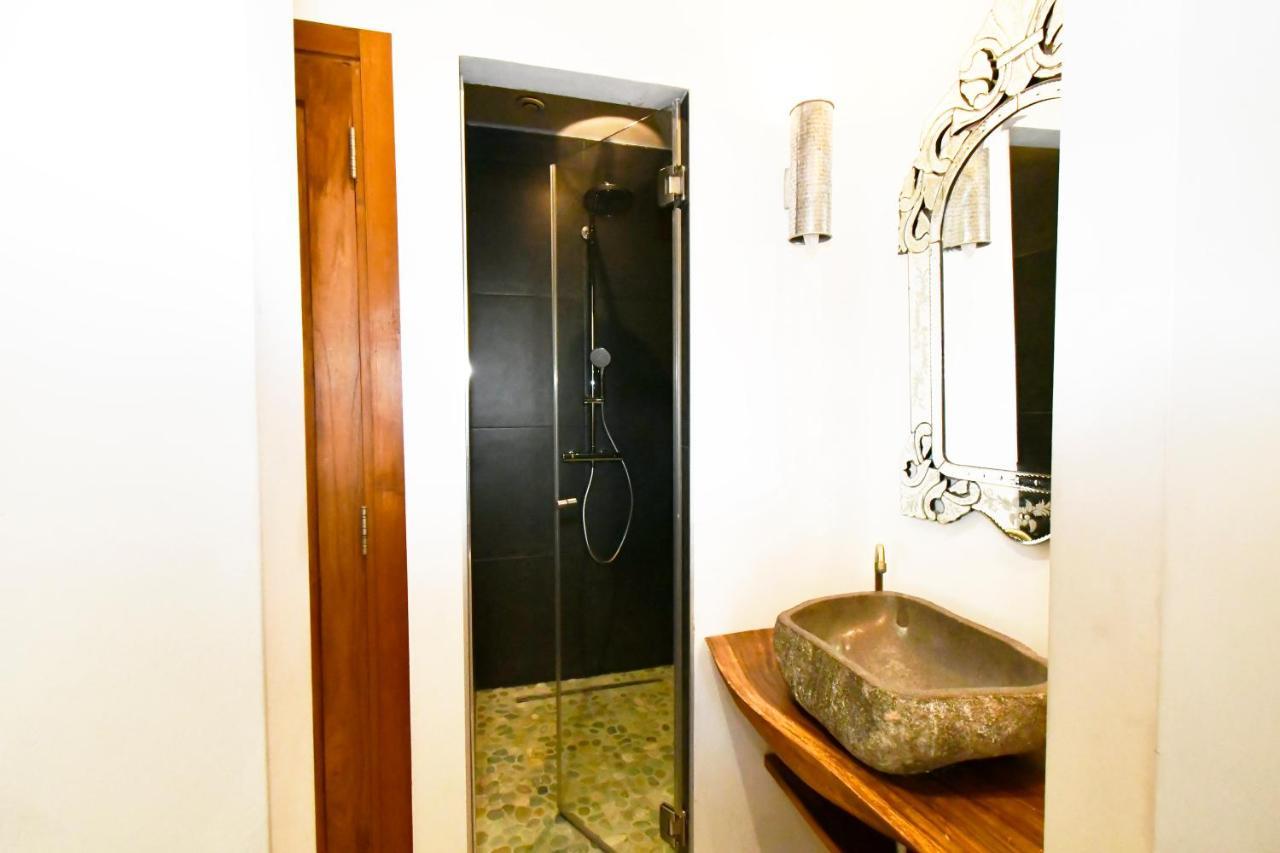 Design Yourhosthelper Cannes Bagian luar foto